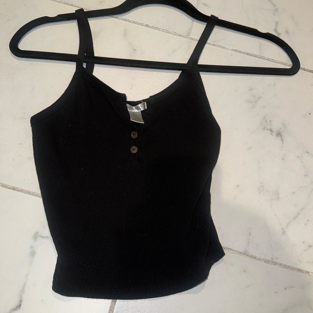 Crop top spaghetti strap wood buttons